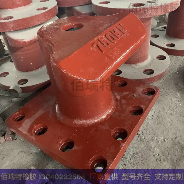 系船柱 系船桩 停船靠船 码头扣船 红色钢桩铁桩