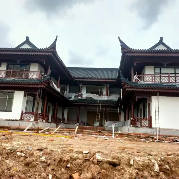遂宁中式三合院木门窗_阳台花格栏杆_院子大门