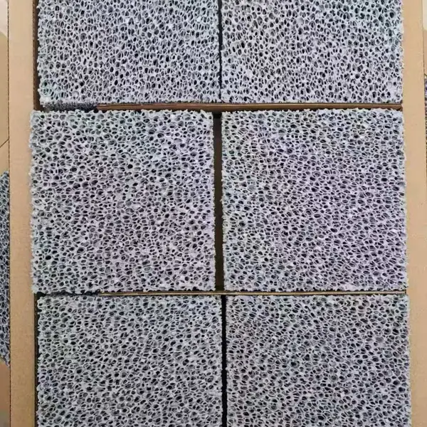 山东省德州市碳化硅泡沫陶瓷过滤器铸造产品