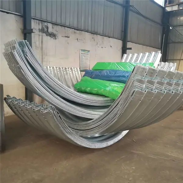 河南高速钢波纹涵管施工 分片拼装镀锌波纹管涵安装