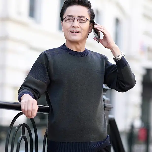 中老年大码男式毛衣老郭出口缅甸服装批发男式T恤批发圆领印花