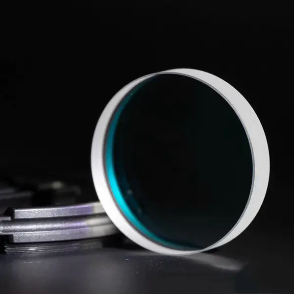 ��˶��ѧ HfO?������͸Ĥ��������ֵ355nm����ӹ�ϵͳ