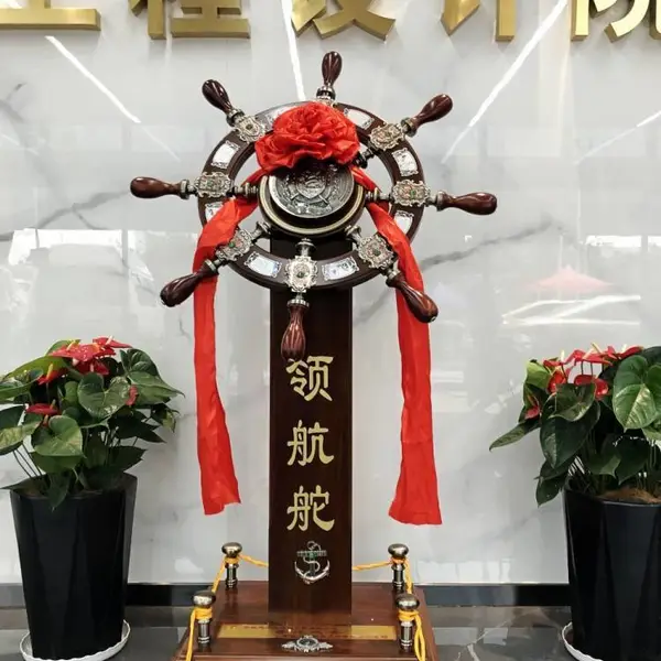 西安方向舵手工艺品 实木舵轮 可旋转舵盘配立柱落地大摆件