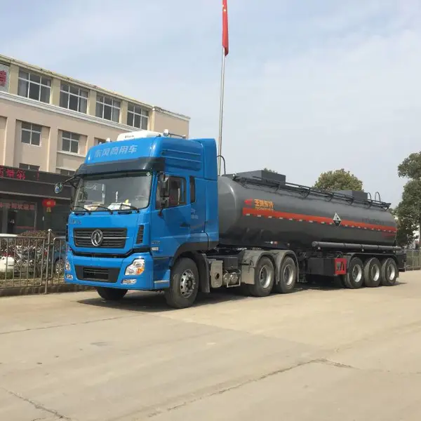 玉柴东特防腐蚀罐车,盐酸钢衬塑罐车 空气悬挂危险品半挂车批发价格