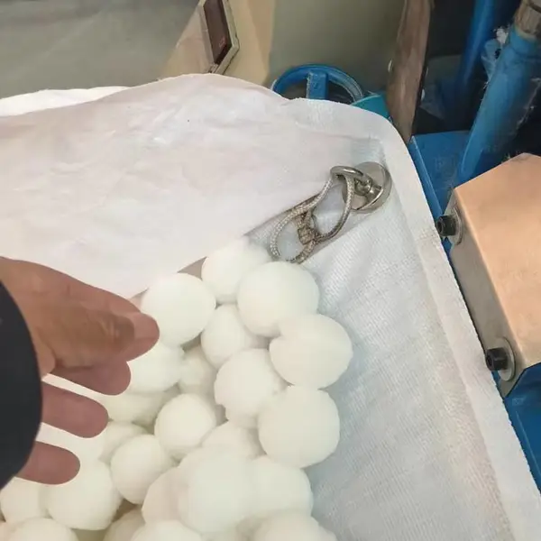 ���ض�ѳ��͸�����ά����������ʯ���ӹ�ӡȾ��ˮ������ϸ���˲���