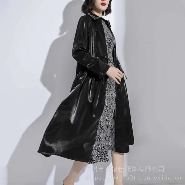 深圳高端品牌【读衣吾爱】2020秋冬大码女装折扣尾货库存批发货源