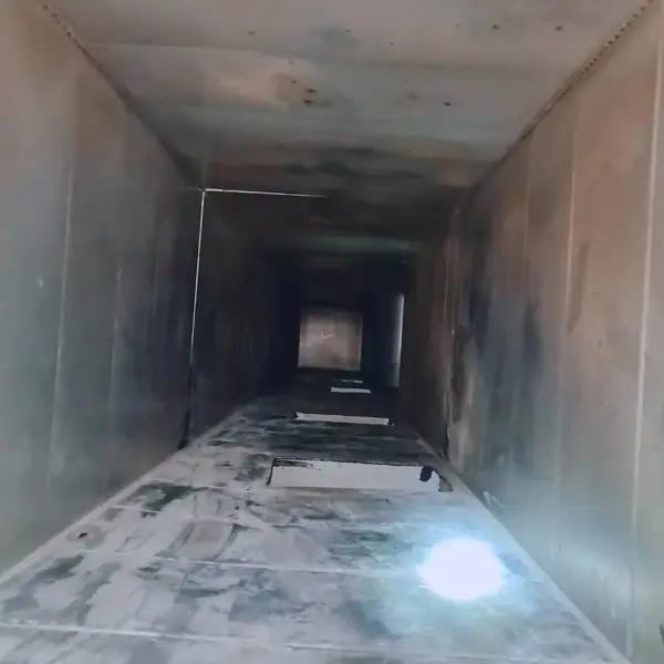 西安中小学食堂安全必修课,学校油烟机清洗搭配油烟管道清洗保障师生就餐