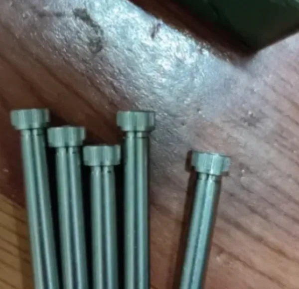 优势供应 MCMASTER-CARR 螺钉 90298A591