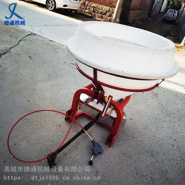 化肥抛圆机 大型施肥器 撒肥机挂在大型农用车