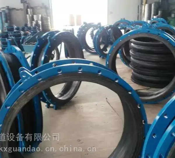 供应广安DN400 PN1.6过石灰浆液带导流筒橡胶软接头