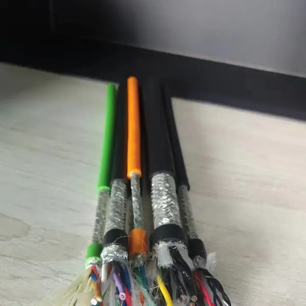 ���ӻ���ר��PUR���� ���������͸��� ������ ����