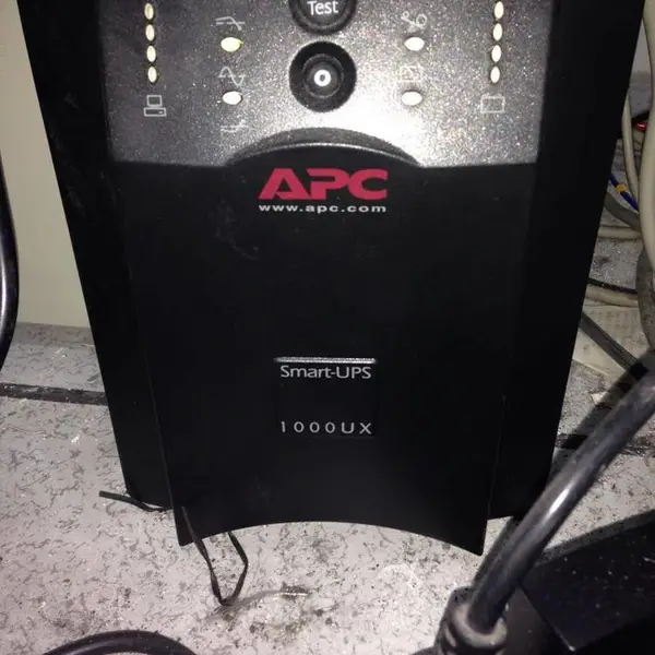 ʩ�͵�APCSUA1000UXICH����ʽ��ѹֱ����UPS��Դ����ʱ������800w
