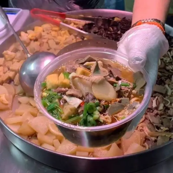 摆摊喷泉牛杂锅车商用夜市美食车港式网红锅