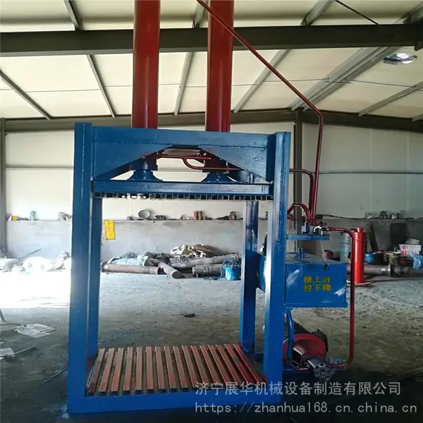 曲阜华圣无纺布袋压缩打包机器 薄膜捆扎打包液压机械大全
