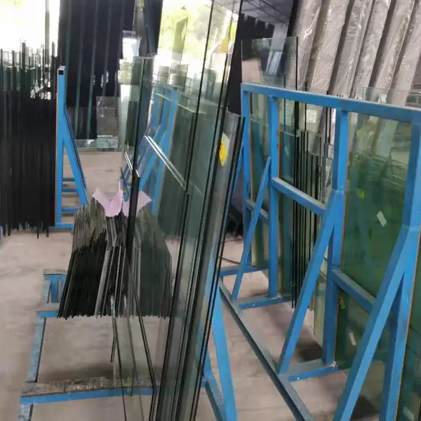 遵义交通围栏玻璃铜仁轻型钢玻璃门头铜仁公路栏杆玻璃真空玻璃