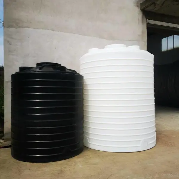 无锡隆意达加厚定制10吨耐酸碱塑料水箱 可定制热熔法兰