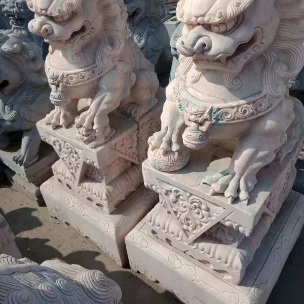 供应优质山东青石石雕狮子