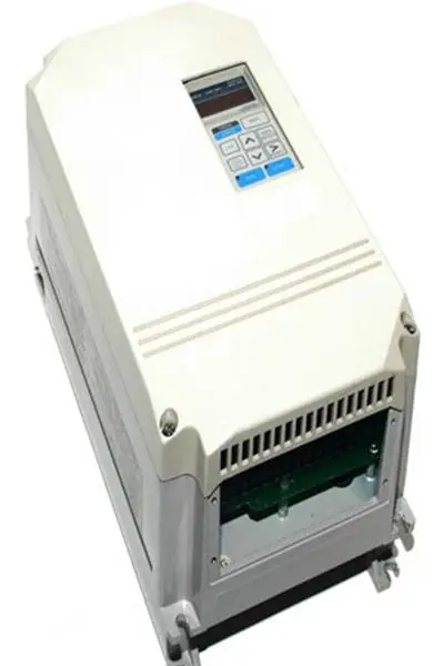 供应 6SL3210-1SE11-7UA0伺服驱动器数据处理模块伺服电机
