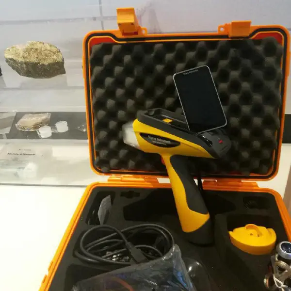 手持式无卤卤素分析仪 电子物料六项管控检测仪 机身小巧易携带