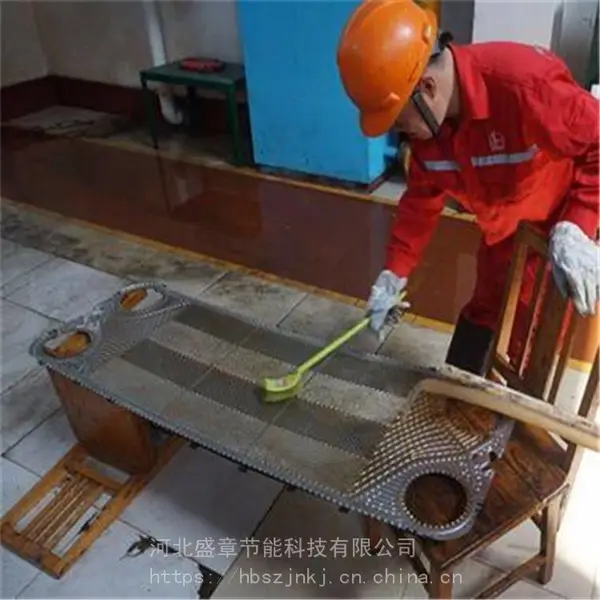 工业热交换器板片清洗剂配套工具换热器片清洗剂除垢方法