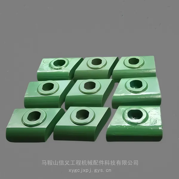 适用于7500立轴冲击式破碎机配件 制砂机抛料头