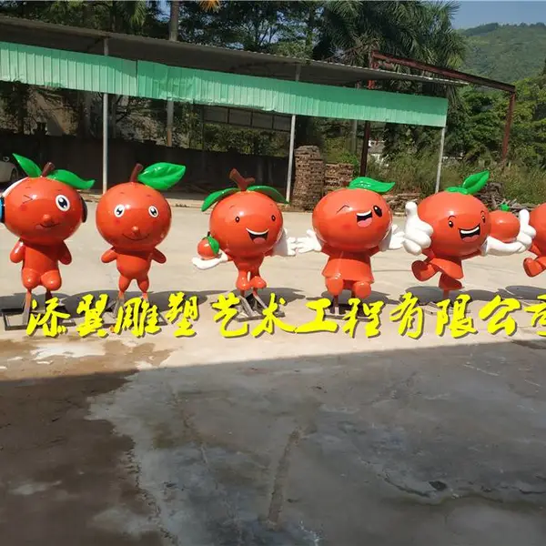 浙江小镇盛产蜜桔IP形象玻璃钢橘桔造型卡通雕塑游客来到涌泉