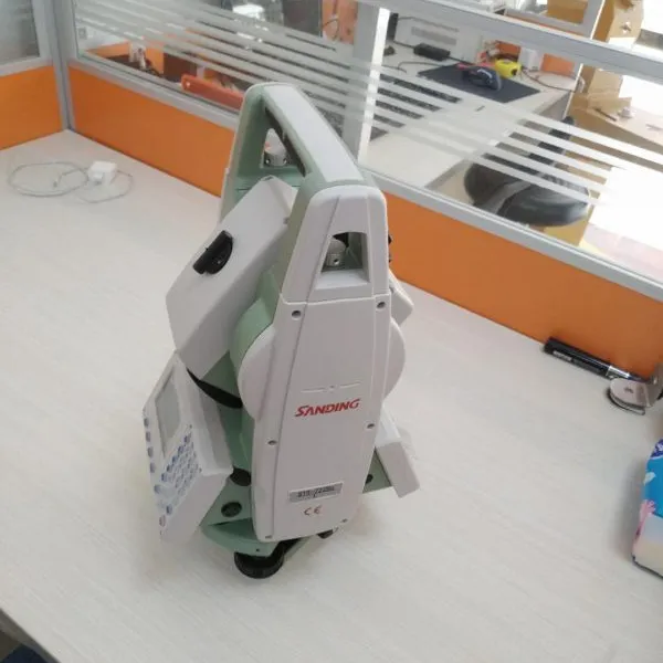 ������������ȫվ��RTK��������ά������