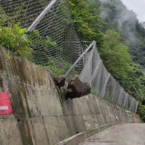 广西主被动防护网厂家 边坡防护网 山体防落石网 柔性防护网 烨方出品