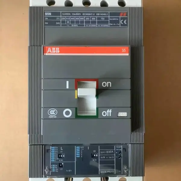 ABB�ܿǶ�·��T5H630 PR222DS/P-LSI R630 FF 630A����