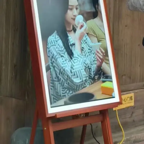 智能数字画框屏广告机高清壁挂显示屏实木相框屏数码相册屏壁画油画相框竖屏幕显示器广告牌展示牌