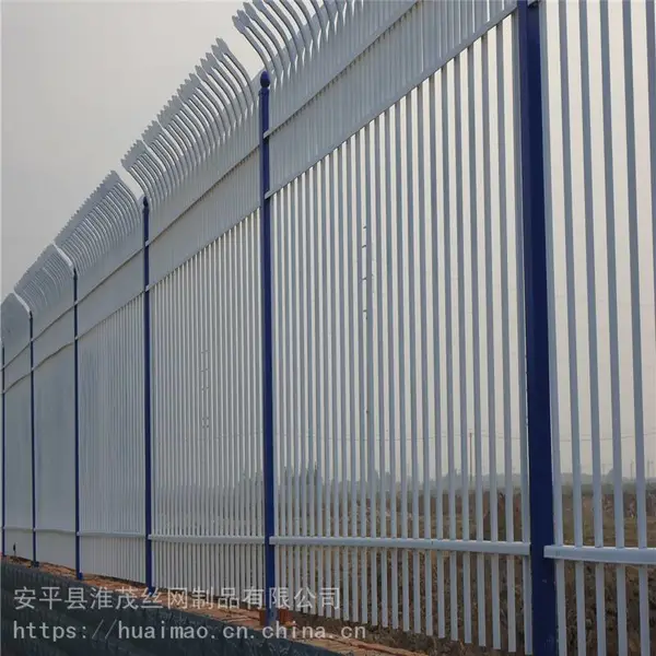 双折弯围墙栅栏 工厂锌钢护栏 公园方管铁艺围栏