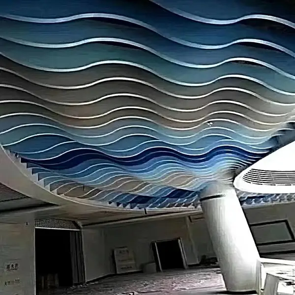 木纹铝合金方管型材铝方通吊顶隔断铝格栅栅栏空心铝管圆管