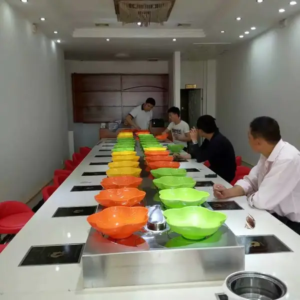 供应涮涮锅输送设备回转火锅餐桌自助转转火锅设备