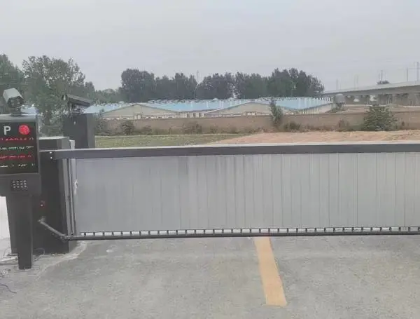 漯河供应智能广告道闸,智能门禁 高效通行,遥控道闸厂家