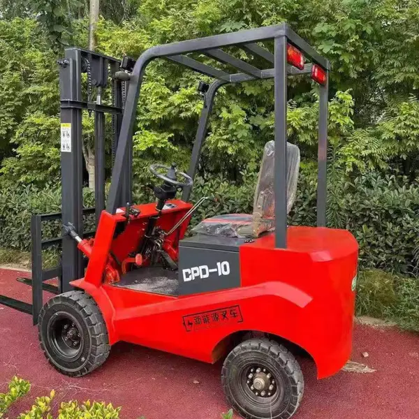 电动叉车，小型搬运车，四轮电动叉车，新能源叉车加工定制东迪