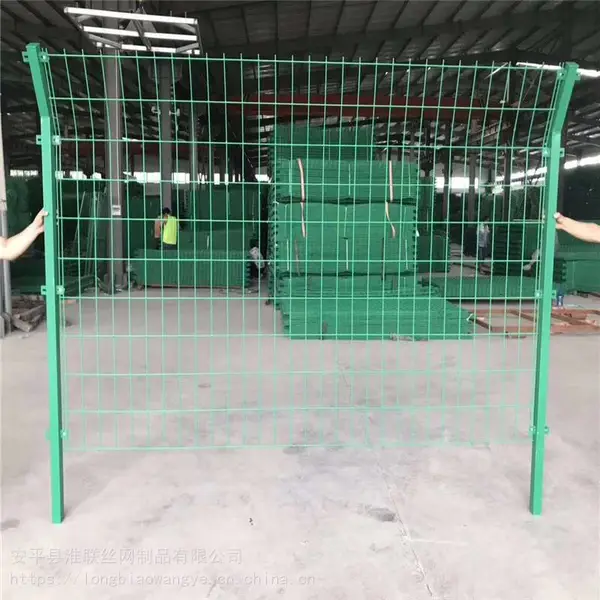 镀锌丝浸塑网围栏 淮联公路护栏网 道路沿线用框架护栏网