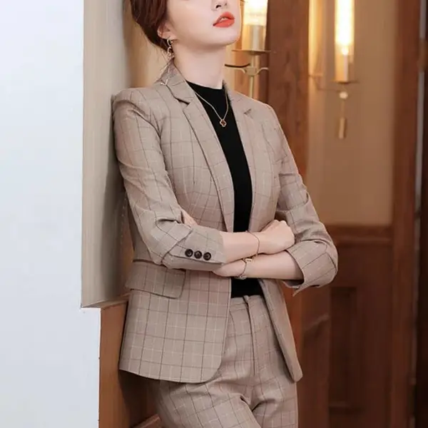 春秋季便宜大码女装 玛拉斐尔春 职业通勤服饰 实体店妈妈装货源