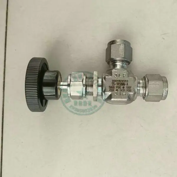 SS-1RS8-A不锈钢整体式阀帽角型针阀 1/2in 世伟洛克卡套管 调节阀杆