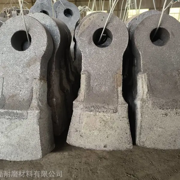 烁磊供应破碎机锤子 打砂机牙板锤头 煤矸石粉碎机配件