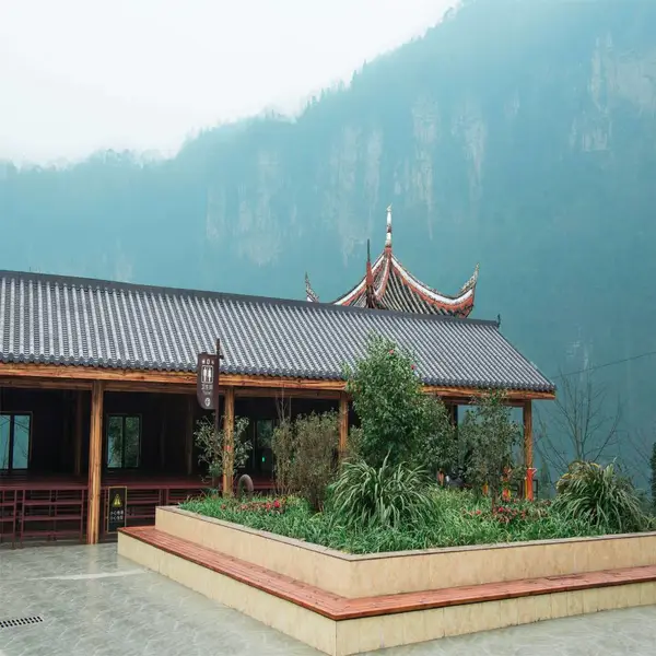 成都 青城山景区 高分子屋面瓦介绍 古朴典雅 细腻厚重,美观大气 防腐蚀 抗老化
