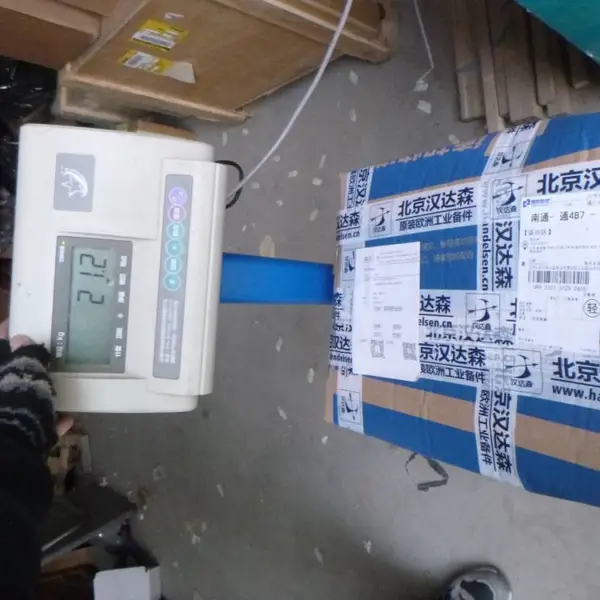 德国Universal Hydraulik散热器EKM-1036-9-T-CN-W-SW用于汽车行业
