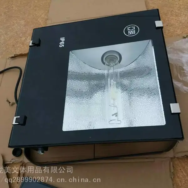 崇左篮球场灯杆灯具丨太阳能路灯灯杆丨庭院照明灯杆厂家直销