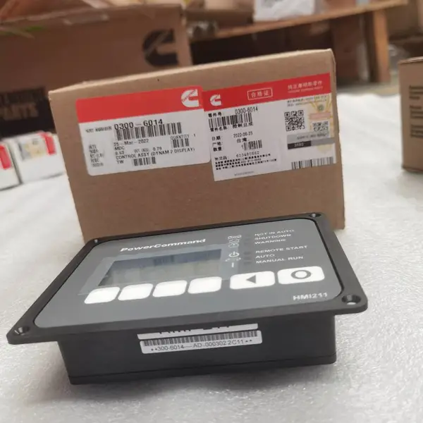康明斯PCC1301主控制屏300-6014 HMI211原装进口控制器