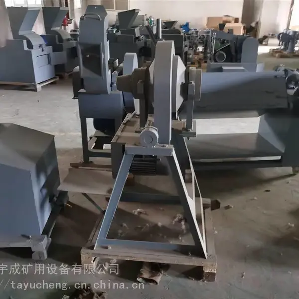 ���С��׶����ĥ��XMQ240��90������ ����;ĥ���豸