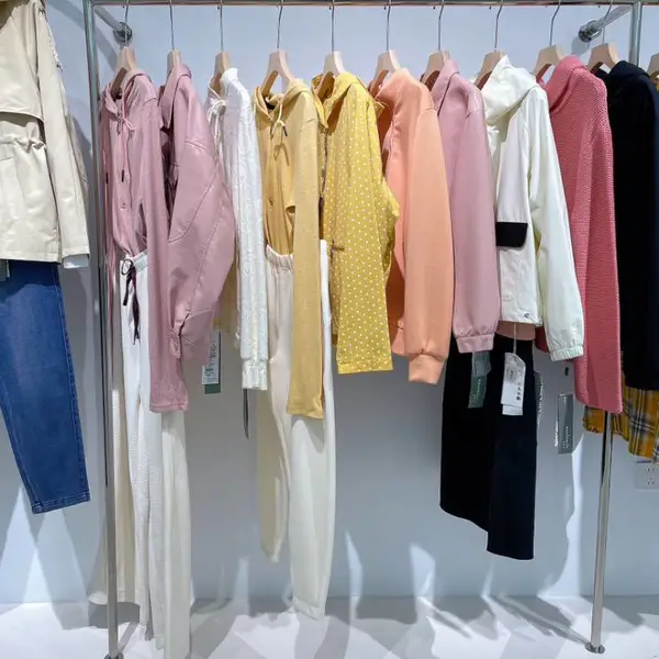 品牌女装雪丹枝春秋季棉麻系女装思曼婕折扣服装