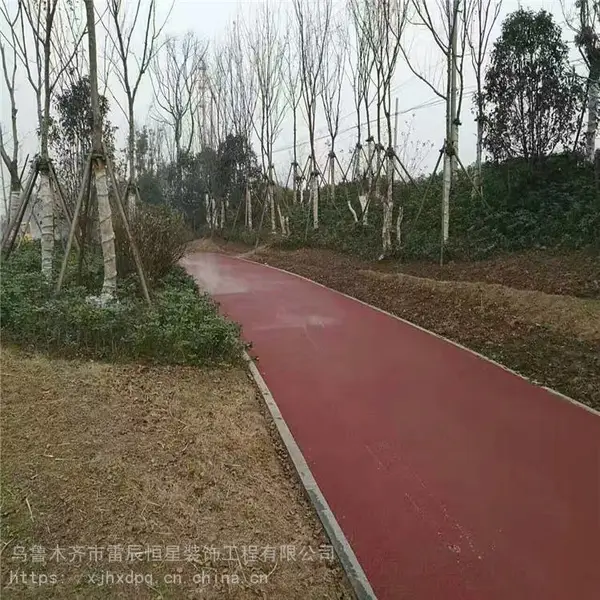 操场跑道高强度彩色沥青_新疆库尔勒抗压彩色沥青道路施工