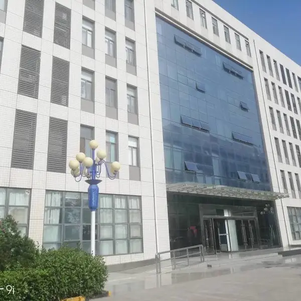 环境空气VOCs检测的工作人员常用在线VOCs连续监测仪