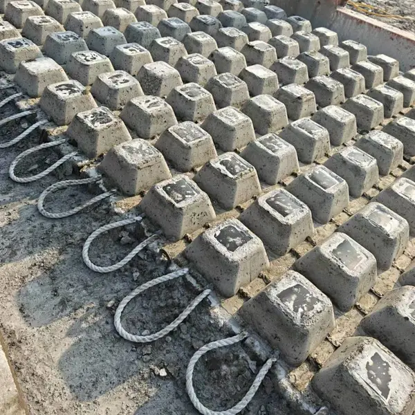 营盘镇 防护型 混凝土联锁排钢模板 预制型绳索串联单元排模具 京伟