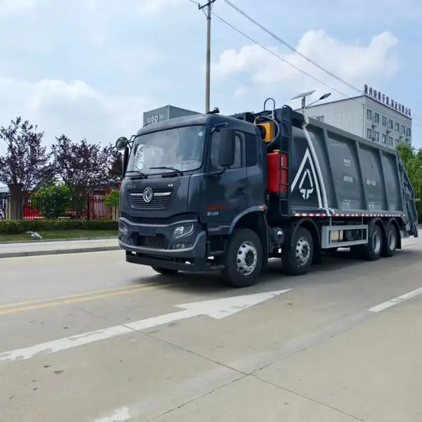 东风天锦前四后八37方压缩式垃圾车