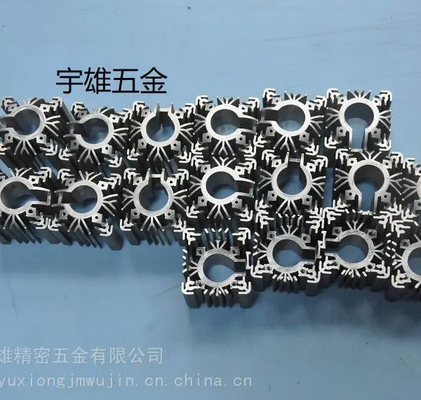东莞精密叶轮齿轮风扇叶片四轴五轴CNC加工供应商